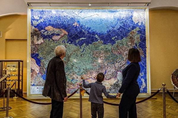 Розовое пятно и токсичные мифы России